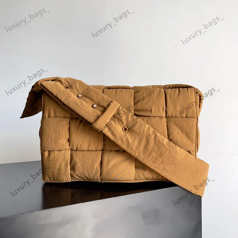 10A TOP NYLON Crossbody Bag Designer Bag Luxurys Woman Crossbody Nylon Bag Messenger Bags Miękka poduszka torba na ramię Mężczyzn unisex zwykły splot zielona torba Książka krzyżowa