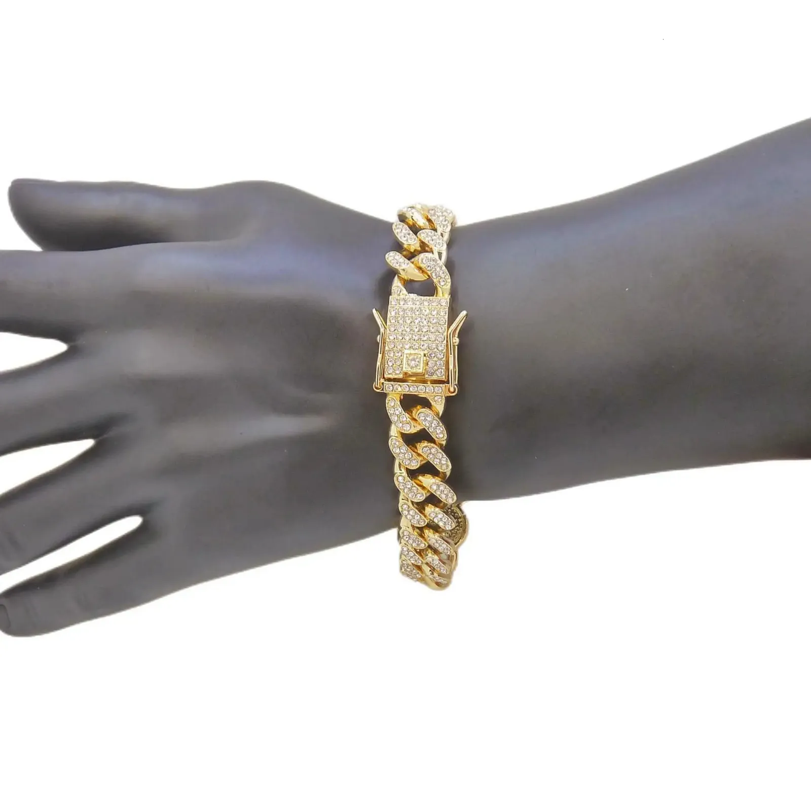 Taddeo bracelet shop