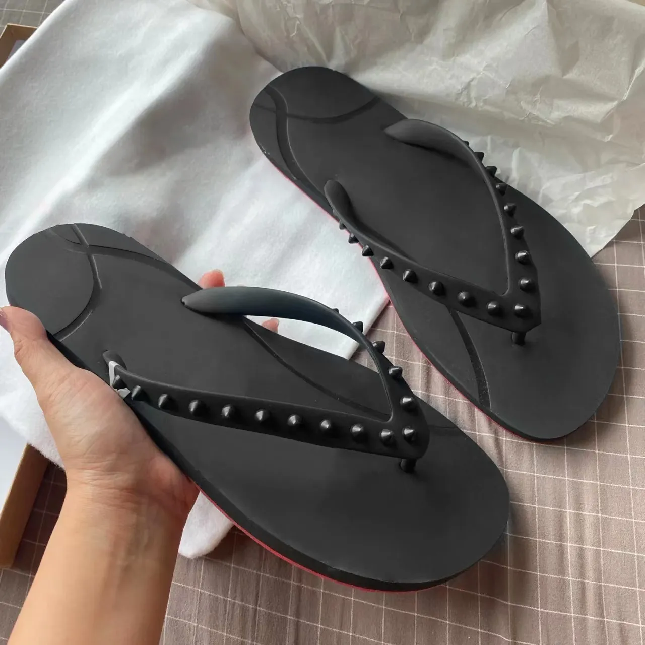 Flip Red Flops Slipper Summer Sandal Slide Sandale Outdoors Sliders Anti Slip Designer Rubber Rubber Flat Women
