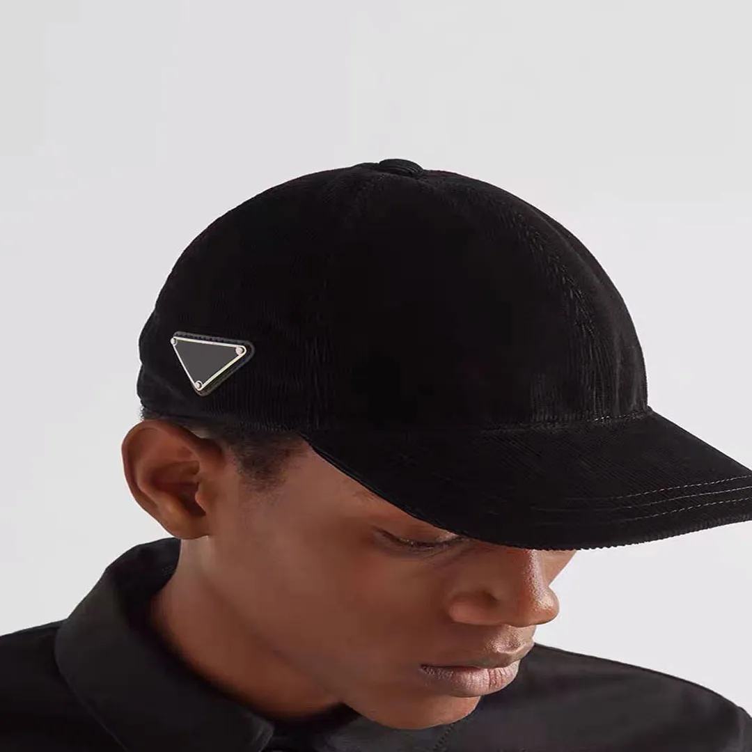 Moda fazer casquette veludo designer bola boné casal outono e inverno férias esportes quente triângulo cem carta impressão tamanho ajustável