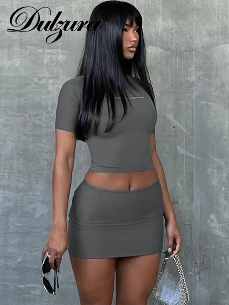 Falda Y Top De Dos Piezas, Juego De Estilo Y2K Sexy: Camiseta Con