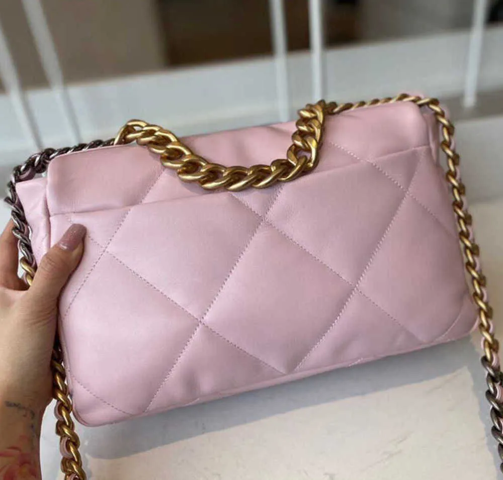 Omuz çantaları 2022 Lüks Çantalar Tasarımcı 19 Çanta Kadın Moda En Kalite Lambskins Yumuşak Deri Tote Çanta Crossbody Metaller Zincir Flep Omuz Çantası