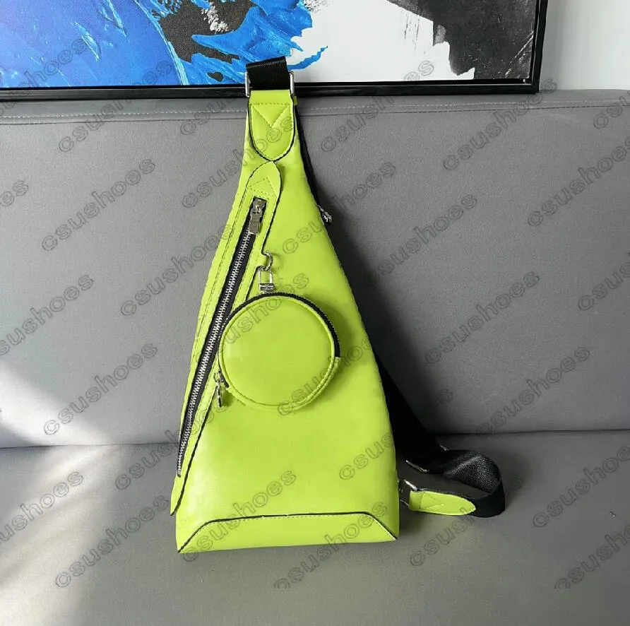 Mochila Sling Amarela Neon Designer: couro Taiga de luxo com monograma, bolsa removível para moedas, bolso com zíper - ideal para homens em movimento