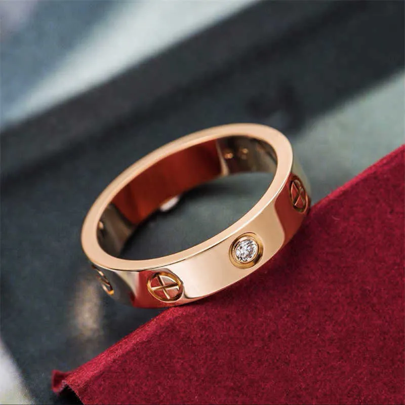Bandringar Fashion Cross Screw Zircon Crystal Rings for Women Men Titanium Steel Rose Gold Color Wedding Engagement Par Ring for Lovers AA230417