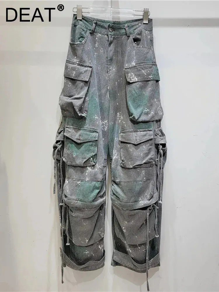 Jeans da uomo DEAT Jeans da donna Vita alta Tasche multiple larghe Camouflage Graffiti Cargo Pantaloni in denim fresco Moda autunnale 29L5008 231118