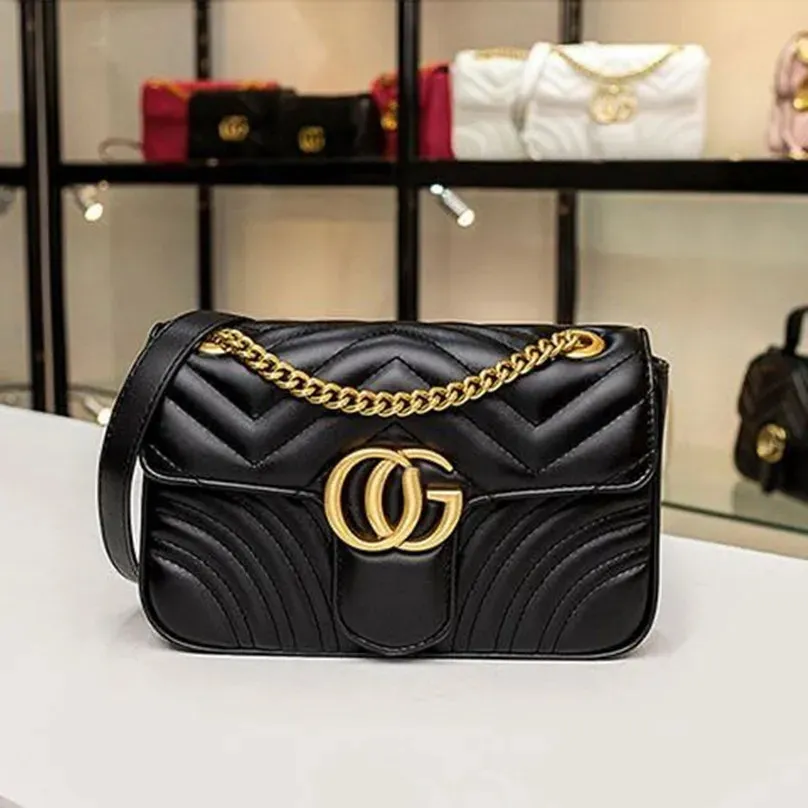 أعلى جودة حقائب كتف النساء المصممين Luxurys حقيبة يد السيدات أزياء القلب نمط سلسلة حقيبة حقائب اليد الكلاسيكية Crossbody محفظة حمل