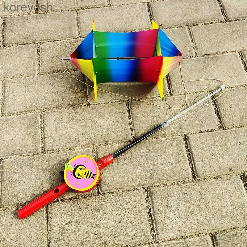 PE Kite Flying Toys For Kids 3D Revolve Kites With String Line
