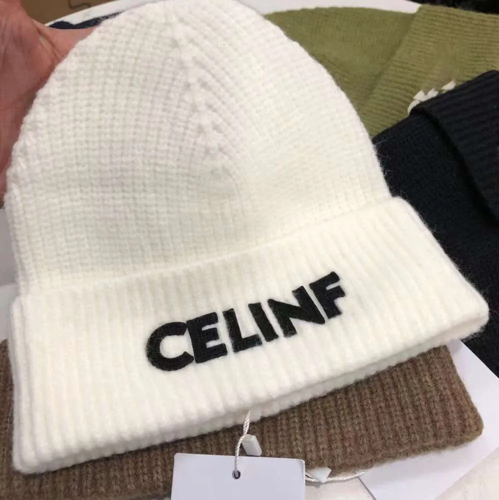 CELINF Autunno/Inverno Cappello lavorato a maglia Cappello di grande marca firmato Beanie/Cappelli con teschio Cappello impilato Baotou Lettera Cappello di lana a coste326