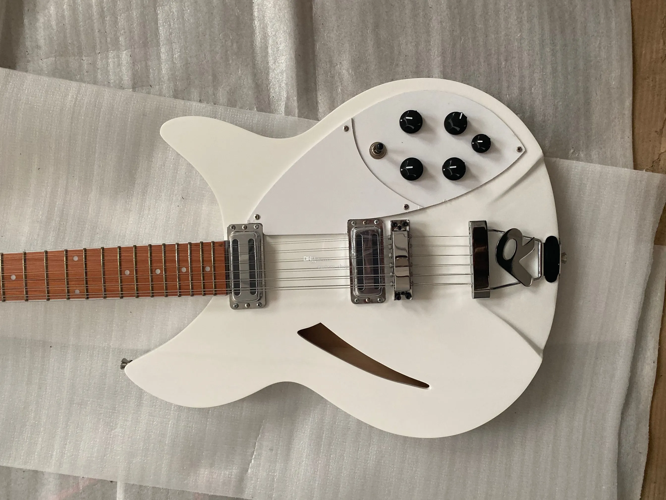 Chitarra Elettrica Semi-Acustica 360 Personalizzata - 12 Corde, Manico In Acero, Corpo Mogano, Gialla
