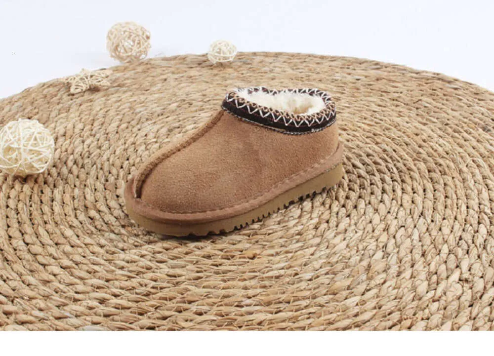 Tasman II Slippers Tazz Babyschoenen Kastanjebont Slippers Schapenvacht Shearling Klassieke Ultra Mini Boot Wintermuiltjes Instapper Wol Little Big UGGsity Laarzen DF199