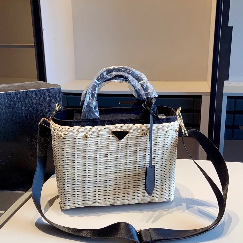 2024 Célèbre designer rotin tissé sac fourre-tout femmes sac à bandoulière en paille sac fourre-tout en paille tissage manuel tissus de paille grande capacité vacances sacs de plage sacs à main shopping b