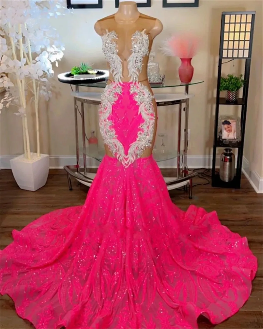 Robes de bal perlées rose vif élégantes avec des Appliques en dentelle pour les filles noires col transparent grande taille robes de soirée Ocn