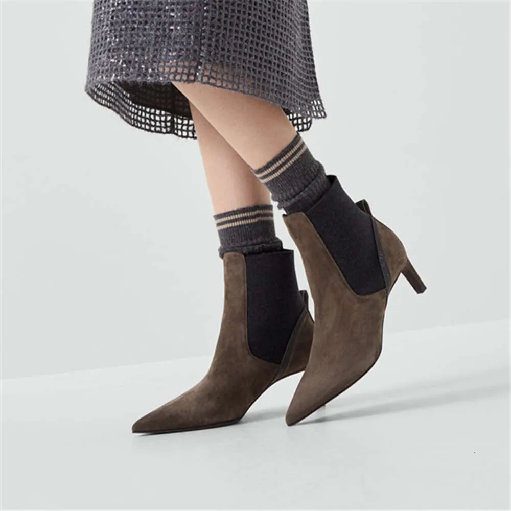 Brunell * C Botas de salto alto de camurça com contorno brilhante, bico ponteagudo feminino elegante, sapatos chelsea, salto alto fino, botas femininas de tornozelo