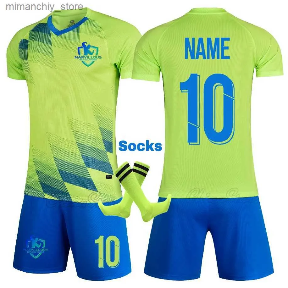 Collectionnable Hommes Femmes Enfants Survetent Football Jerseys Ensembles de football pour enfants Uniformes Chemise Shorts Costume d'entraînement Kit de sport pour jeunes Vêtements Q231118