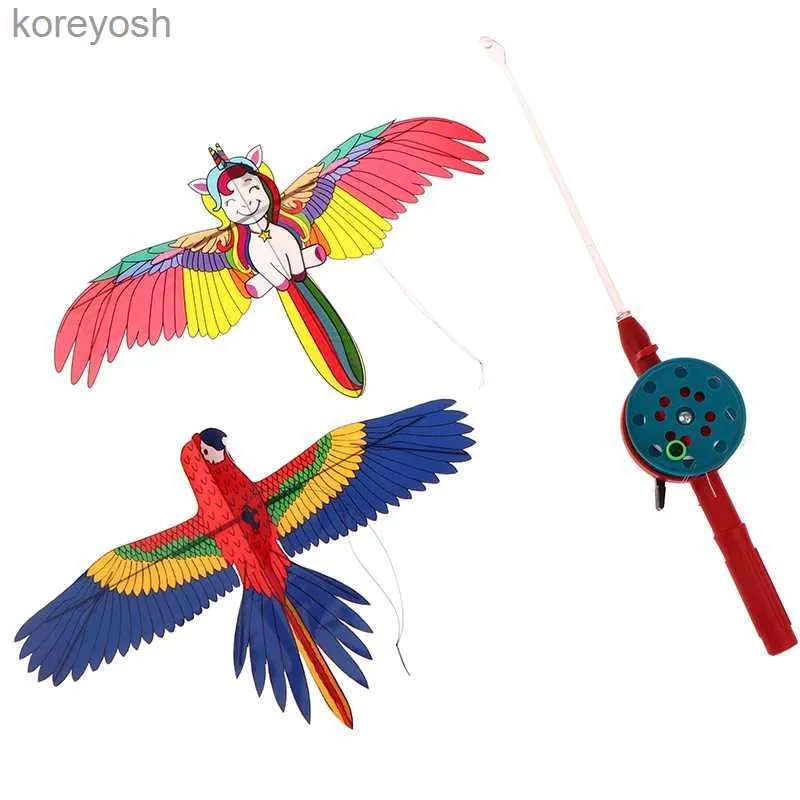 Acessórios de pipa águia dos desenhos animados dobrável crianças kite mini brinquedos de plástico kite + 40cm freio de mão vara de pesca brinquedos para crianças brinquedo ao ar livre l231118