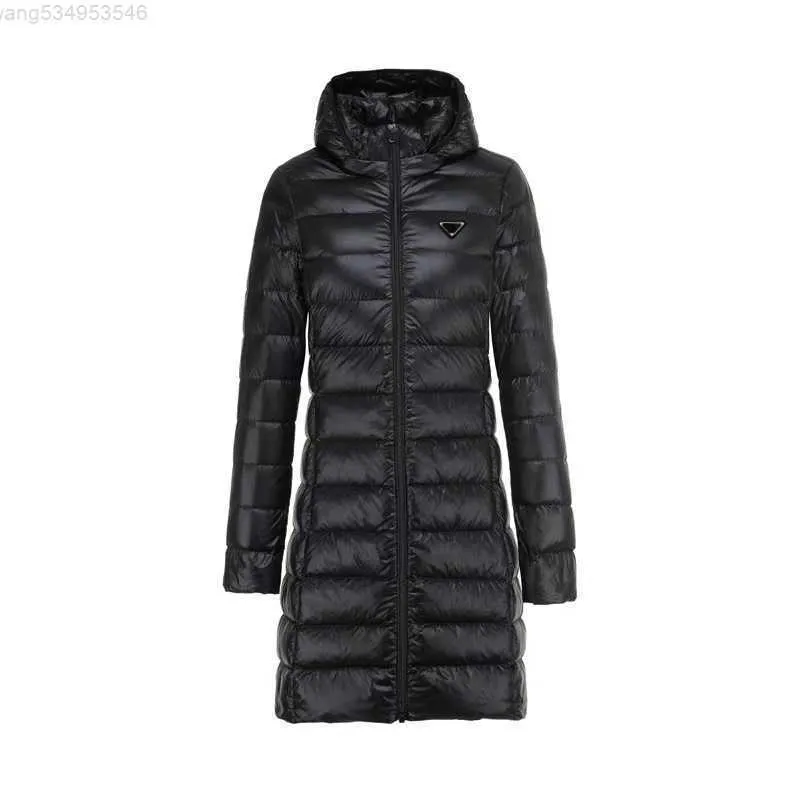 Piumino da donna Designer Piumino Cappotto Felpe con cappuccio Parka invernale Cappotti Moda classica Lettera Antivento Piumino caldo Capispalla Imbottitura in anatra bianca Uf3i