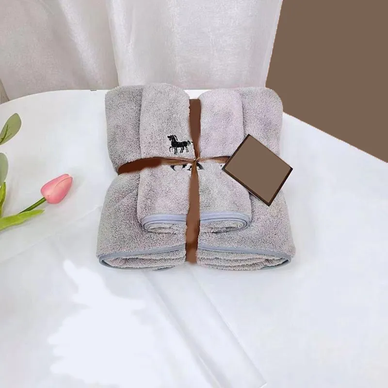 designer towel bathroom Solid Beach Towels Portable Gift Box Couple Bath Towel Quick Drying Water Absorbent Towel Set of 2 Casual