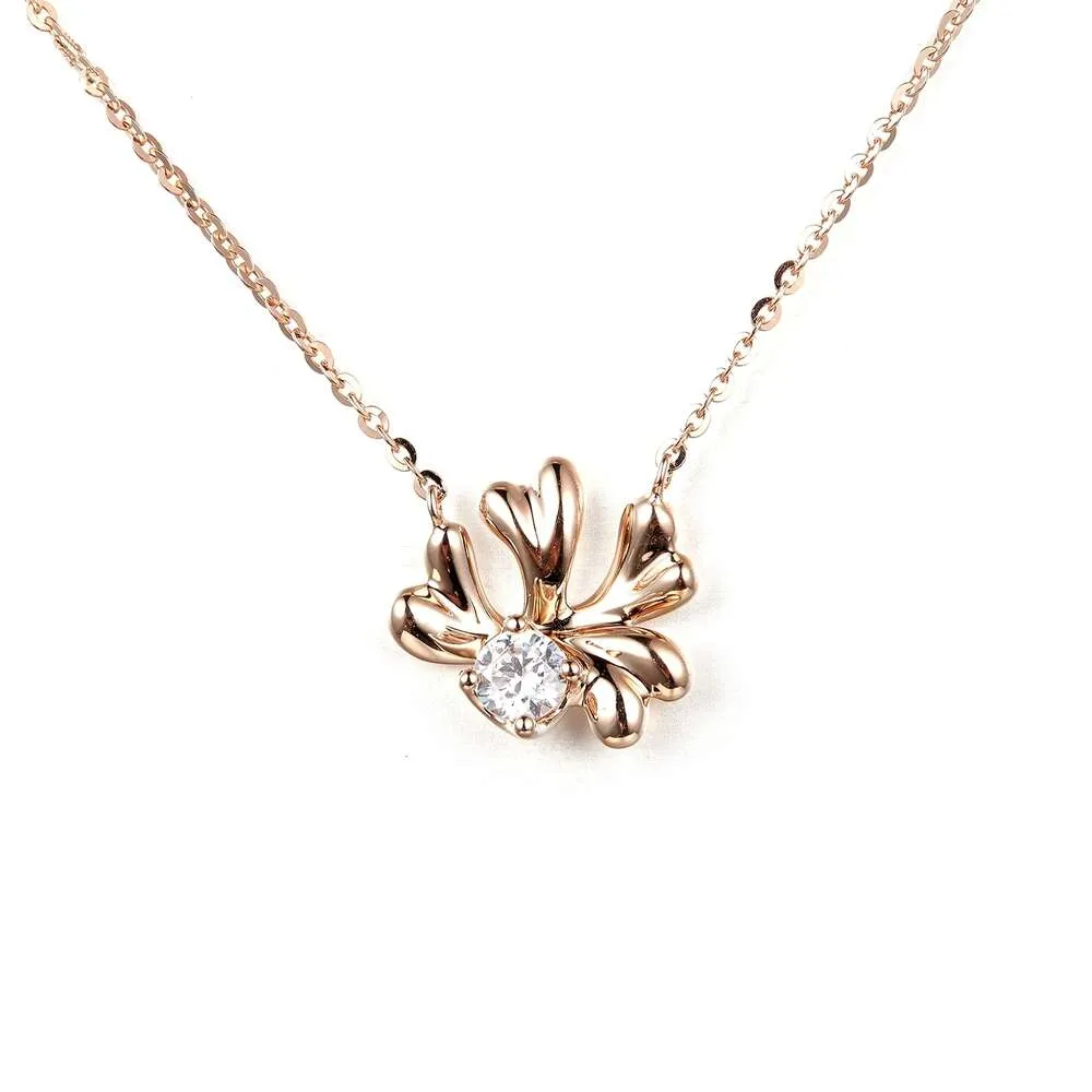 2023 Neue Halskette Benutzerdefinierte Gold Diamant Korallen Anhänger Mode Frauen Korallen Halskette Herstellung
