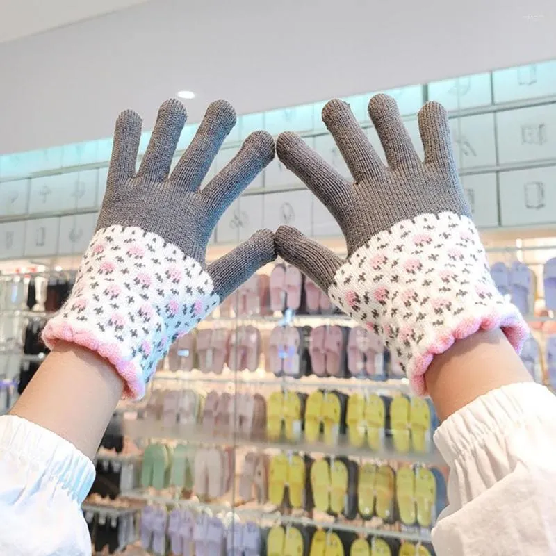Kmart gloves cheap
