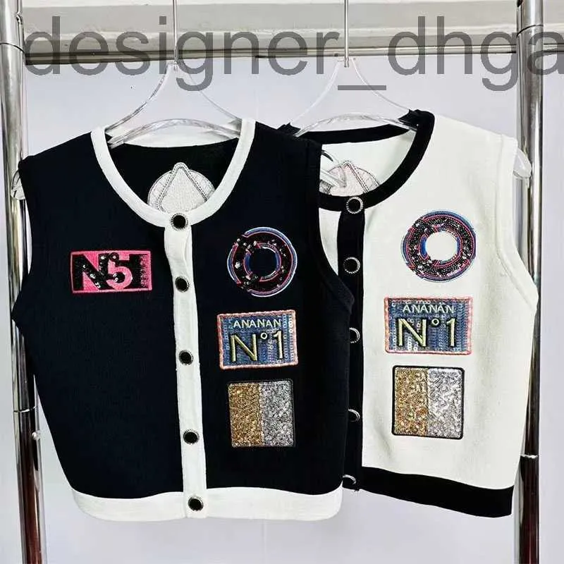 Women's Sweaters Designer2023 Fashion Women's Embroidery Single Breasted Sweaters Fashion Letter Sequin Knit Cardigans Women O-neck Sleeveless Design Tops LD0H