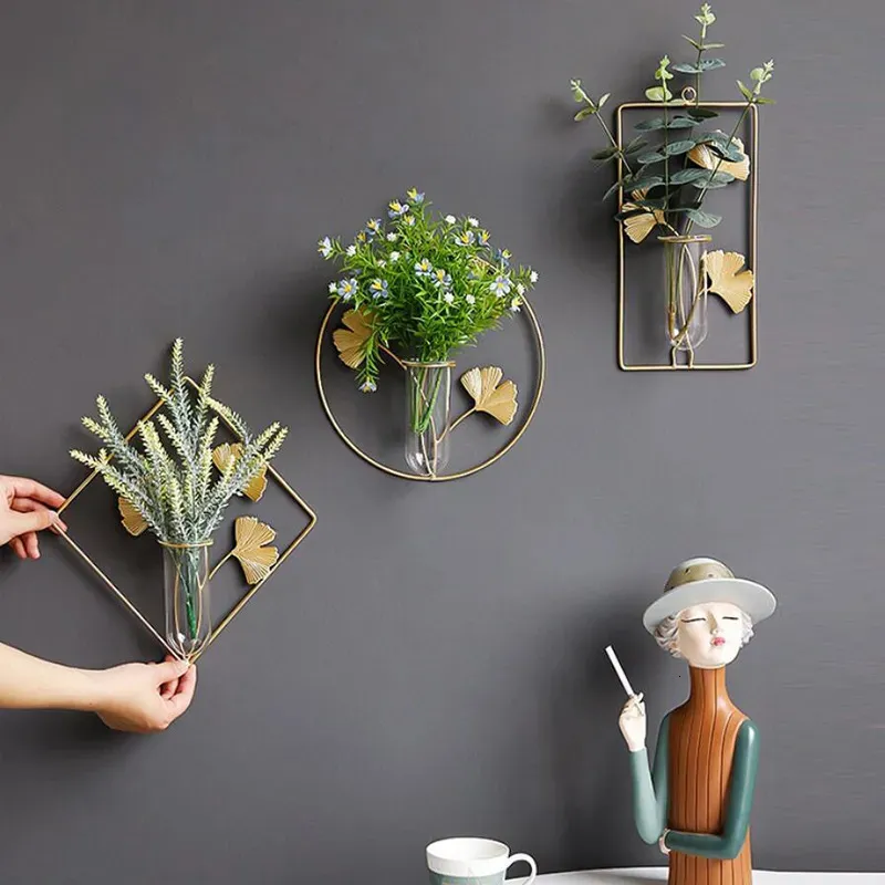 Vases Wall-mounted Vase Home Decor Hanging Flower Vase Wall Decor Hydroponic Planters Living Room Decoration Modern with Iron Frame 231117