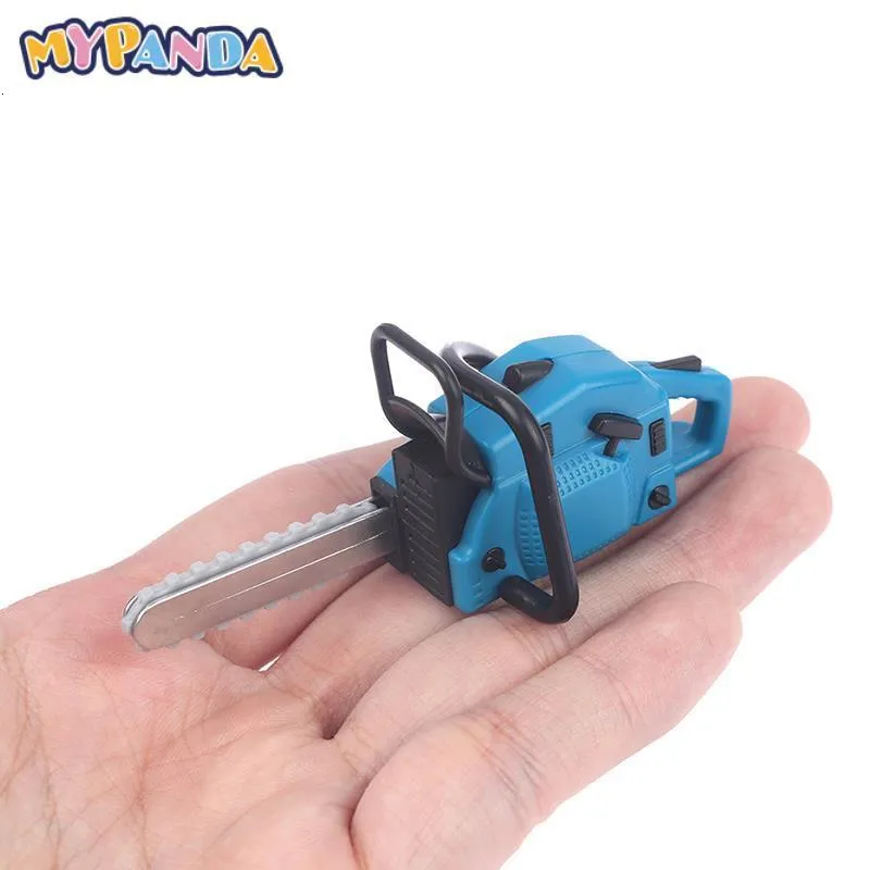 Doll Accessories 1pc Simulation Repair Tool Saw Dolls Houses Miniature Furniture Kids Play Toys For Children s Gifts 230417