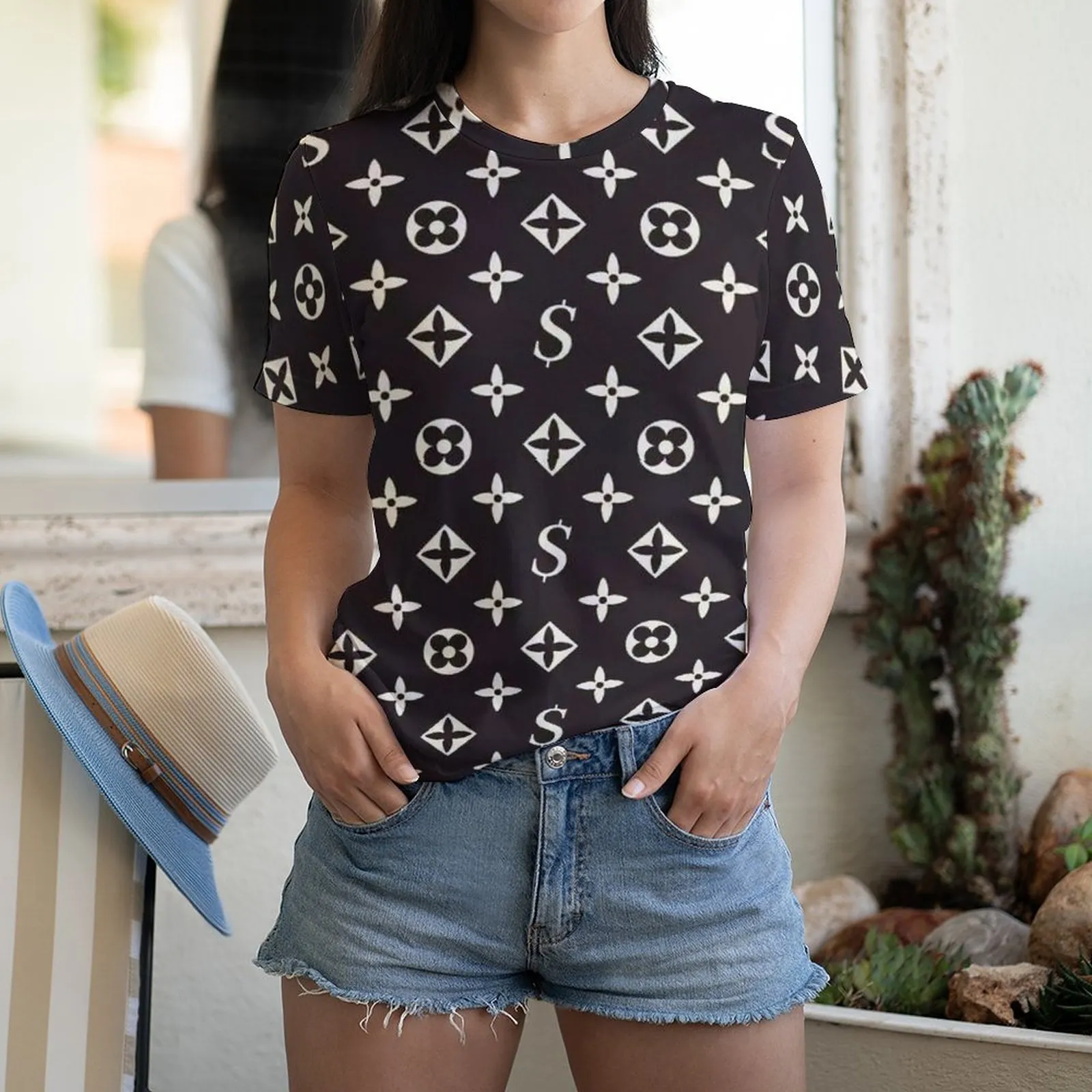 2023 T-shirt de luxe Hommes Femmes Designer T-shirts Court Summer Fashion Casual avec la lettre de marque T81