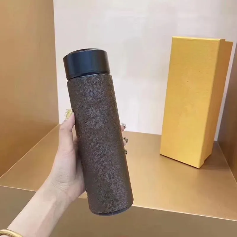 Digital Display Isolation Cup Vakuumkolvar Termos Rostfritt stål Isolerade Thermos Cup Coffee Mugs Travel Drink Bottle