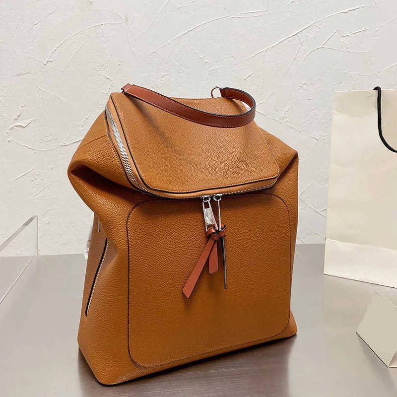 L Письмо дизайнер рюкзак Back Bag Women Trend Simple Back Pack рюкзаки рюкзаки женская дизайнерская сумка модная школьная школьная сумка для туристической сумки с высокой емкостью.