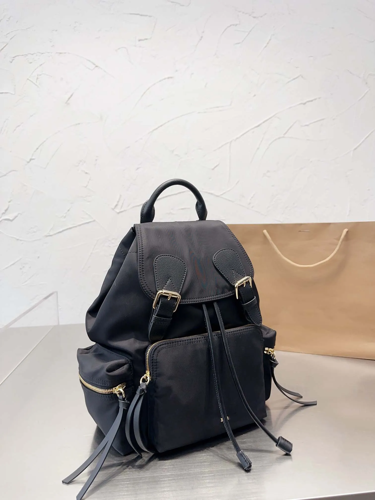 Moda tasarımcı sırt çantası kadın sırt çantası lüks kadın çapraz el çantaları iki omuz çantaları klasik borsa ve kese
