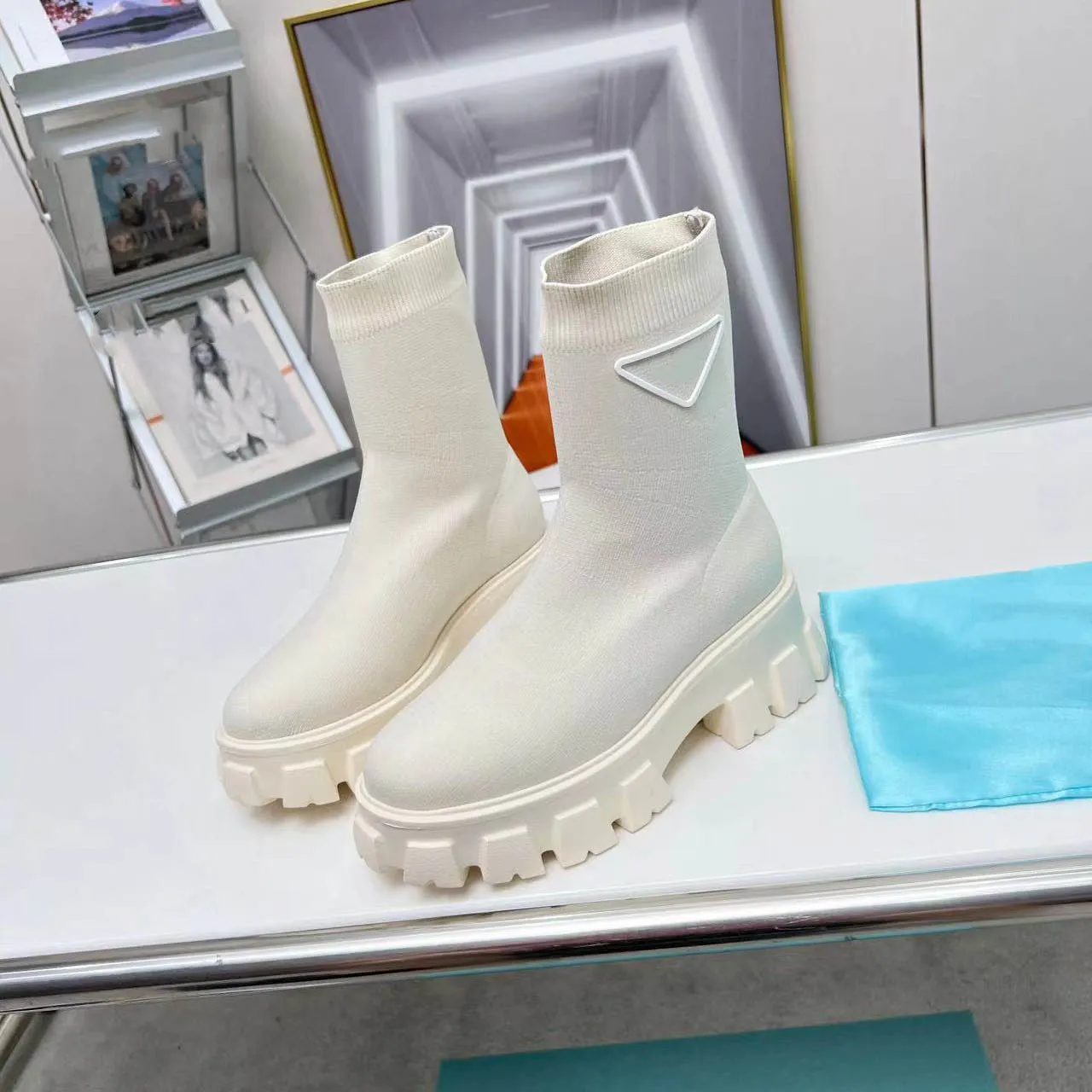 Tasarımcı Boot Erkek Kadın Rois Boots Monolish ayak bileği Boot Deri Naylon Çıkarılabilir Pouch Bootie Askeri İlhamlı Savaş Ayakkabı Botları 04