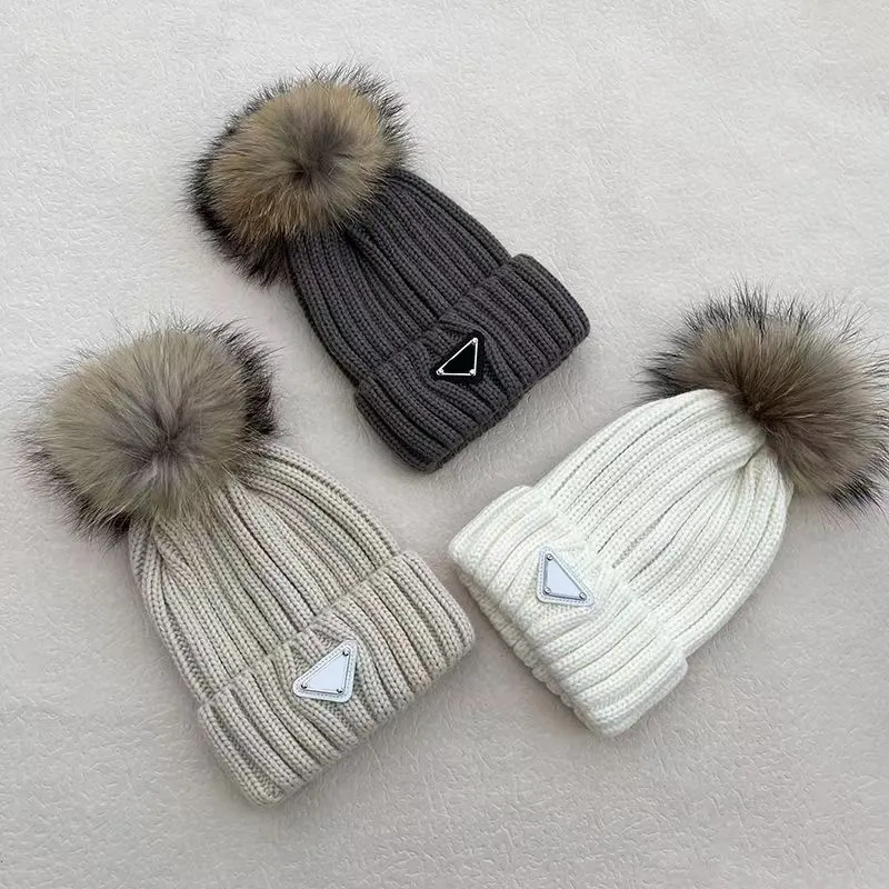 Designer vinter stickad mössa ullhatt kvinnor chunky stickad tjock varm faux päls pom mössor hattar kvinnliga motorhuven beanie mössor gåva