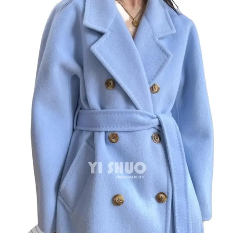Wełniana mieszanka kobiet Piękna klasyczna niebieska niebieska zagęszcza ciepła zimowa wełniana wełniana kaszmirowa długa płaszcz z podwójną piersi koronką z płaszczem pasa 231118