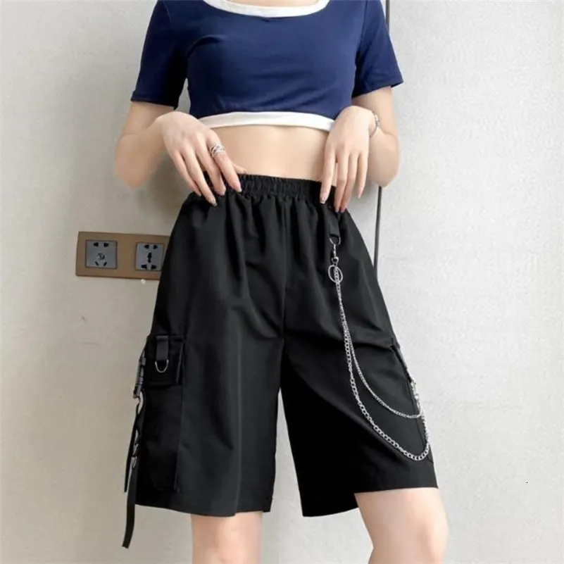 Kvinnors shorts Kvinnors sommarshorts Casual Ribbons Black Bermuda Shorts For Girls Kne Length Pants With Chain 230418