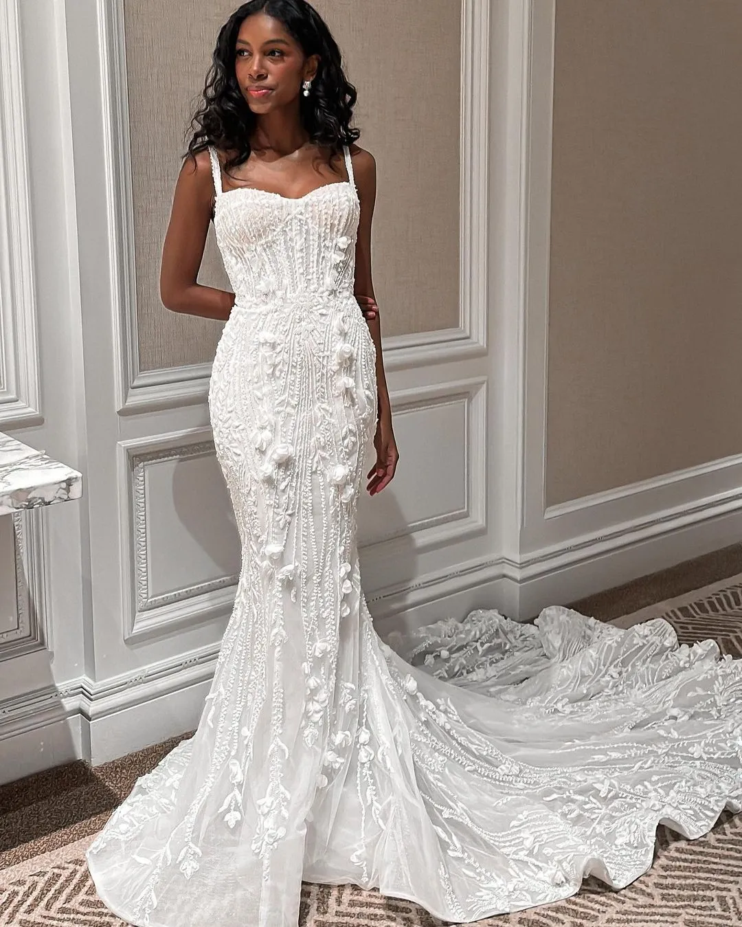 Gorgeous Mermaid Wedding Dresses Spaghetti 3D Lace Applicants Stripe Backless Zipper Chapel Gown Custom Made Plus Size Bridal Gown Vestidos De Novia