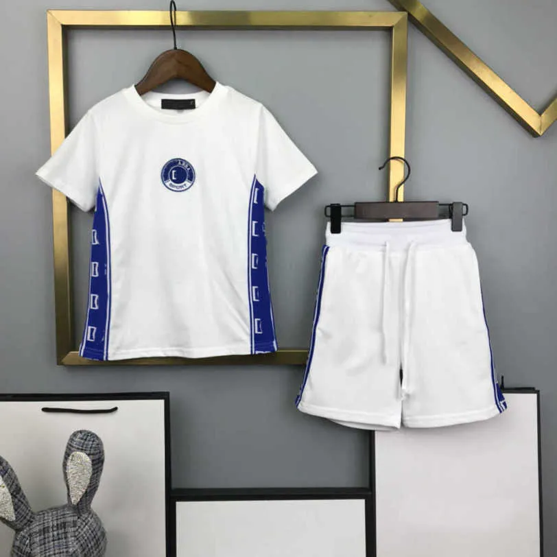 23ss boys T-shirt Shorts suit kids set kids designer clothes Round neck Pure cotton logo embroidery Ribbon splicing printing t-shirt shorts suits baby clothes a1