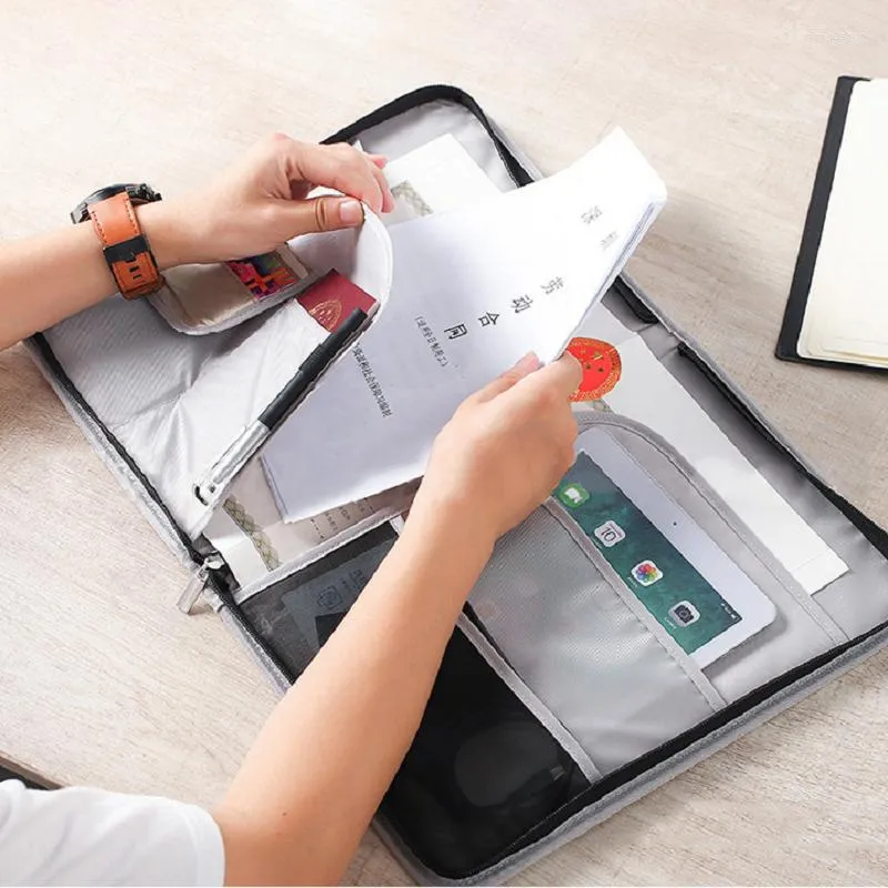 Storage Bags Document Bag Nylon Material File Folder Multifunctional Travel Passport Card School Office Business Holder