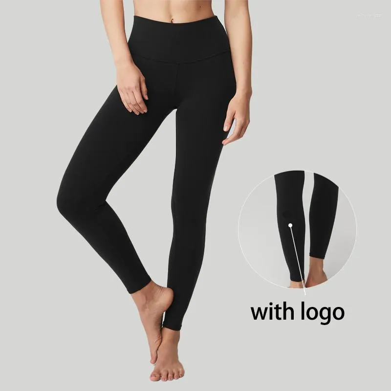 Active Pants With Logo Sports Leggings Kvinnor sträcker sig snabb torr svart yoga 20 färger träning gym hög midja