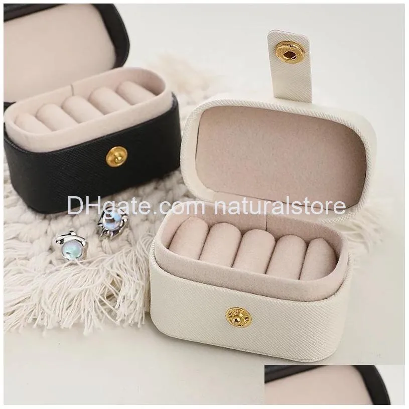 Schmuckschatullen Tragbare Mini-Box Ring-Organizer Ohrringe Aufbewahrungskoffer Verpackung Halskettenhalter Geschenkkoffer Drop Delivery Display Dhouz