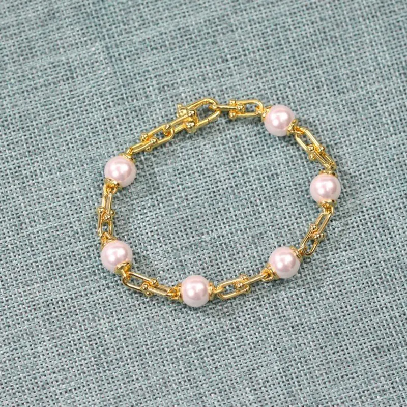 designer bracelet luxury brand bracelets women pearls horseshoe buckle charm bracelets love fashion classic jewelry bracelets Valentine's Day gift nice