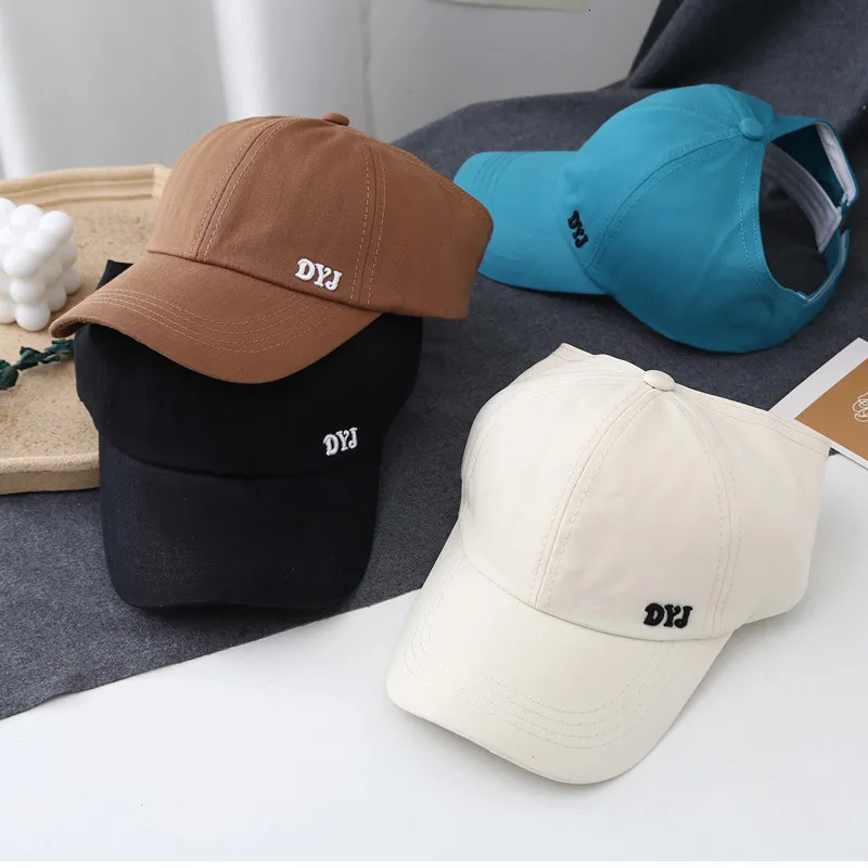 Topi caps polos 2025