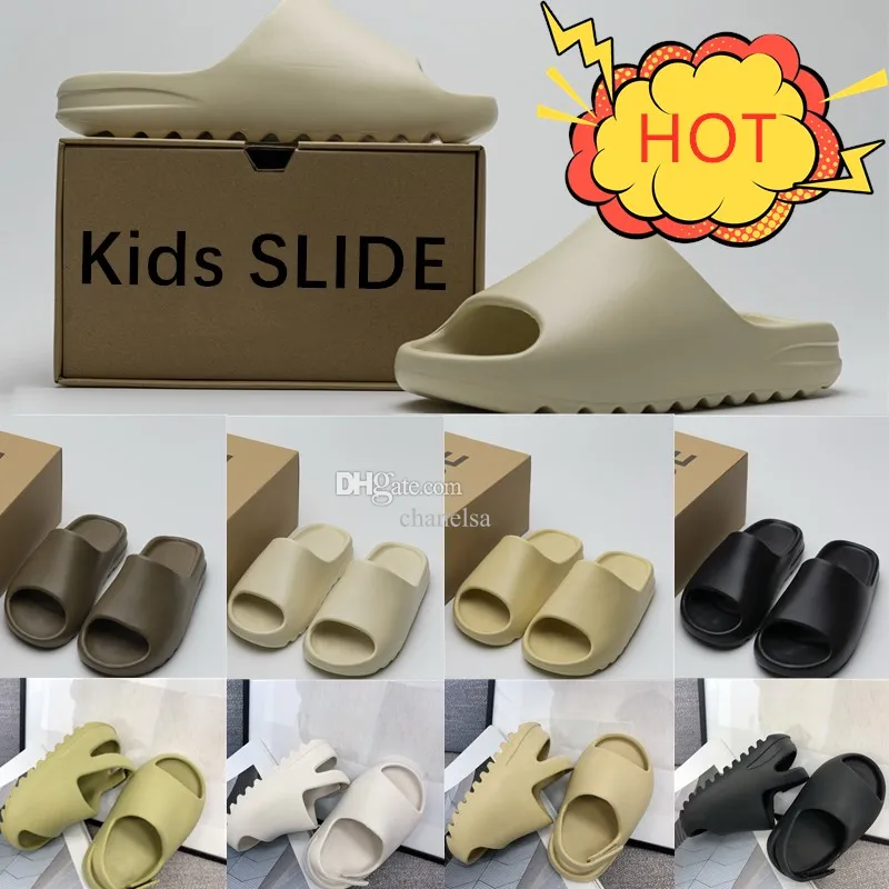 Pantofole per bambini piccoli Pantofole in schiuma Runner Sandali Scivoli scarpe Pantofola in EVA neonato gril Resina Moda scarpe da ginnastica nere per bambini scarpe da sole per bambini Bianco