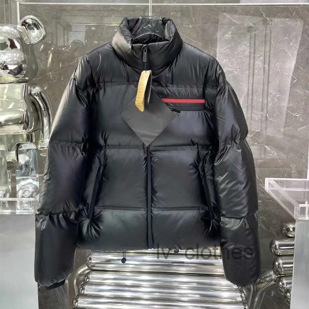 2023SS Manteau chaud d'hiver pour hommes, vêtements de styliste de première classe, doudoune épaisse à capuche avec poche zippée, manteau de remplissage d'hiver, manteau de parc à la mode