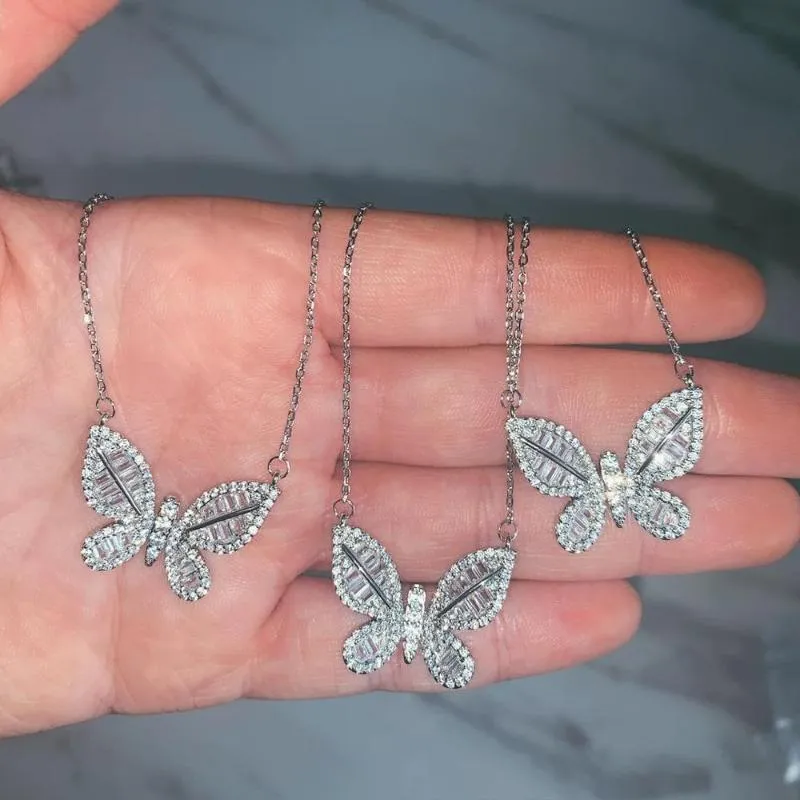 Anhänger Halsketten CZ Schmetterling Halskette Für Frauen Hohe Qualität 5a Zirkonia Gepflasterte Funken Bling Trendy Schmuck Großhandel