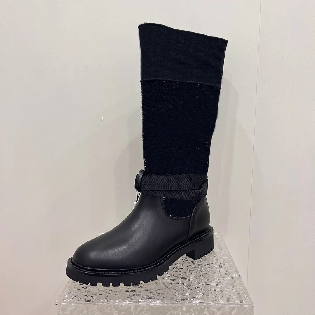 Tasarımcı Bot Dantel-Up Botlar Yüksek Kaliteli Erkek Kadın Botlar Gerçek Deri Yarım Önyükleme Klasik Stil Ayakkabı Kış Sonbahar Kar Botları Naylon Tuval Ayak Bilgi Boot