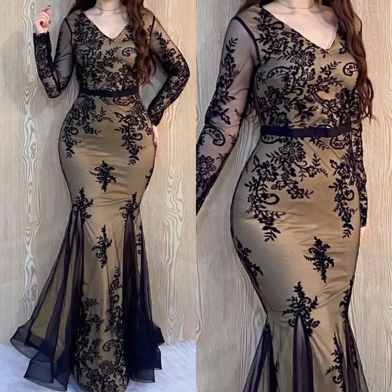 Schwarzes Vintage-Spitzenkleid für die Brautmutter, V-Ausschnitt, lange Ärmel, Meerjungfrau, Schärpe, Abendkleid für die Mutter