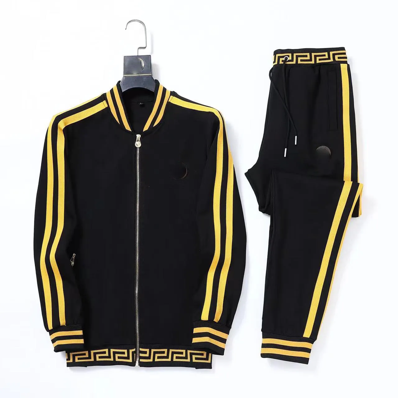 새로운 Summer Mens Tracksuitsual Tracksuits 캐주얼 야외 남성 스포츠웨어 남성 바지 조깅 통기성 스포츠웨어 2 피스 정장 크기 M-3xl.fy