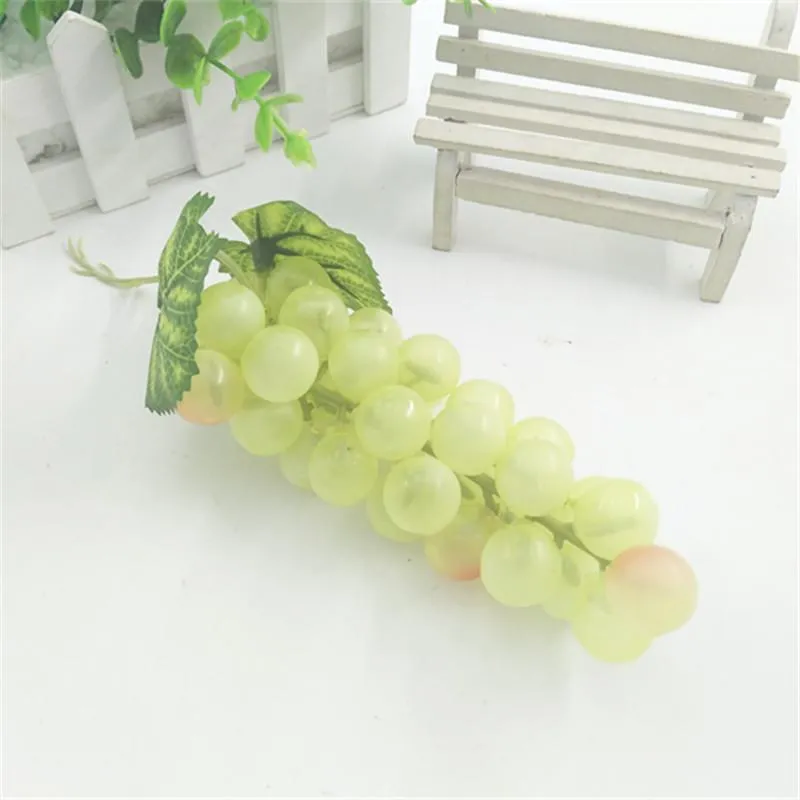 Dekorativa blommor kransar simulering druvsträng plast plast falska fruktmodell props grön växt interiör hänge 1 st.