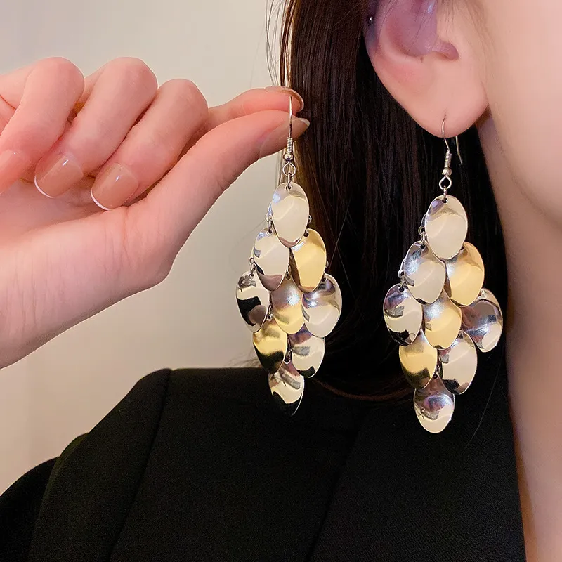 S3597 Metal Wind Water Drop Oval Sequins Tassels Dangle Earrings For Eomen Ear Hook Texture Earrings