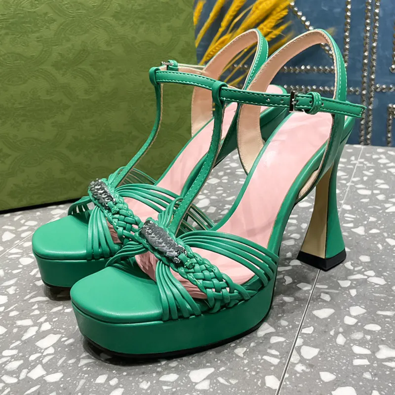 Европейская станция роскошная обувь одна линия с высокими сандалиями на каблуках Толстая каблука сексуальная универсальная подлинная кожаная женская летние сандалии Свадебная обувь премиум -класса женская обувь